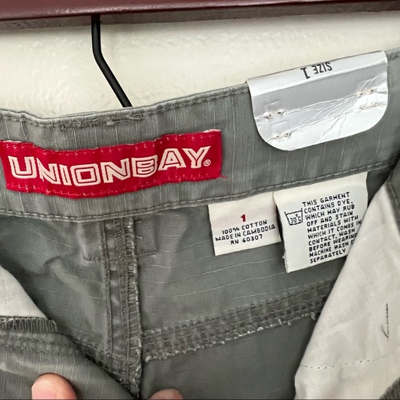 NWT UNIONBAY Womens Juniors Cargo Shorts Size 1 Sage Green - Picture 2 of 14